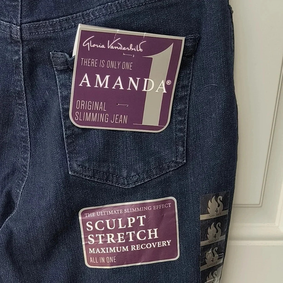 Women's Gloria Vanderbilt, Dark Blue Amanda Jeans, Size 4 short, NWT - Picture 3 of 6